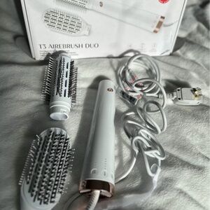 T3 Airebrush Duo White with Interchangeable Heads